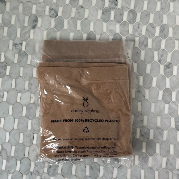 Dudley Stephens Park Slope Turtleneck, Vello Fleece, Camel - Picture 6 of 6